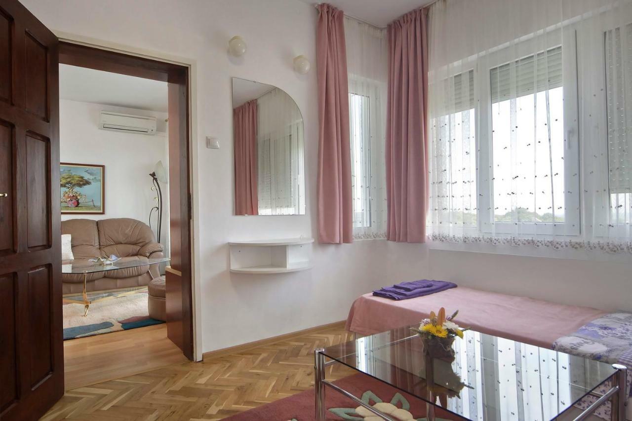 Horizon Apartment Varna Buitenkant foto